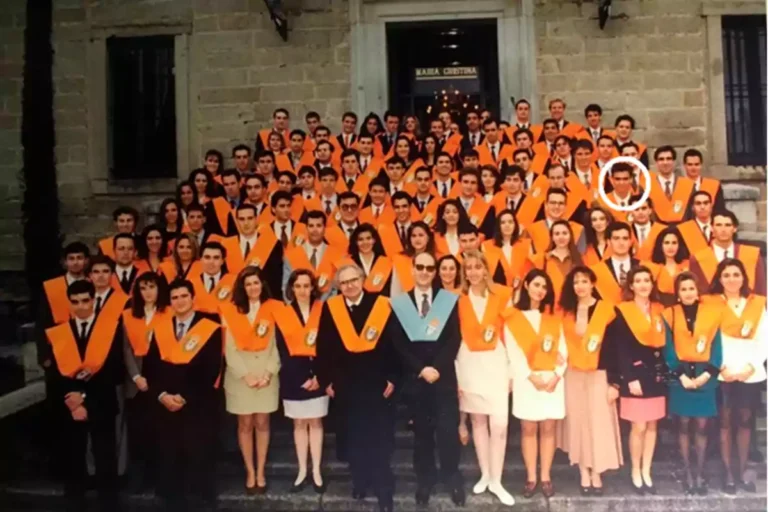 EL ALUMNO QUE REPUDIÓ A SU UNIVERSIDAD
